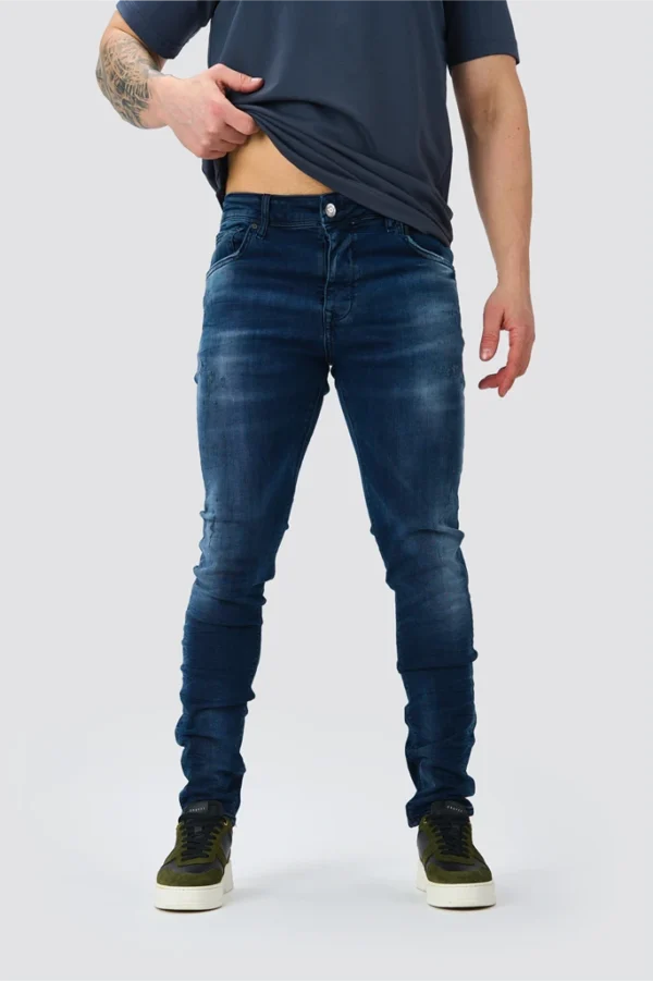 KAVBOJKE LUX STRETCH JEANS Z SPRANIMI DETAJLI - Image 3