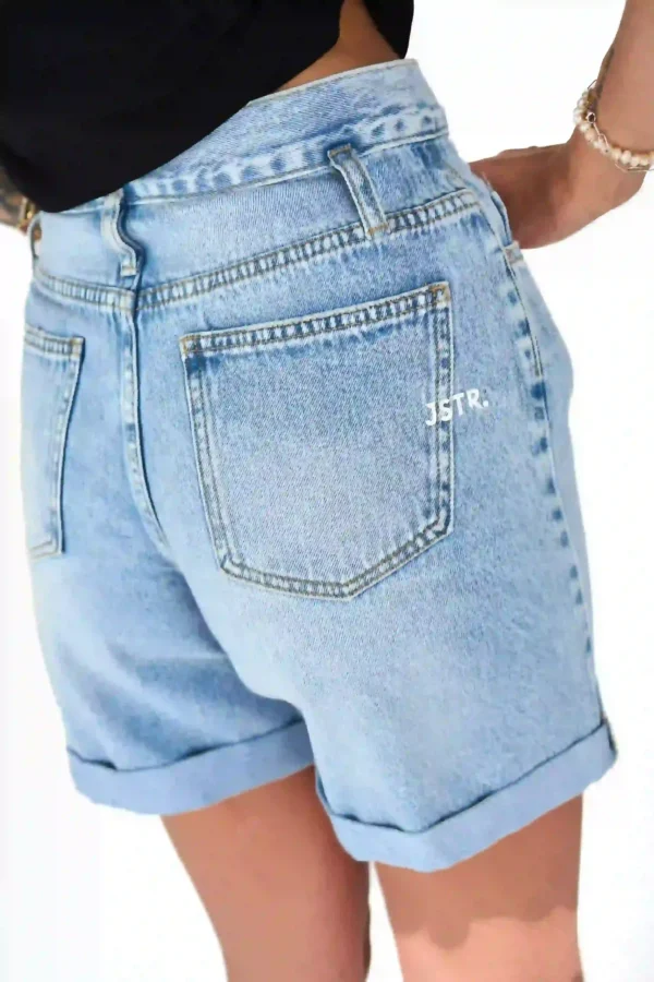 KRATKE JEANS HLAČE Z VIŠJIM PASOM - slika 5