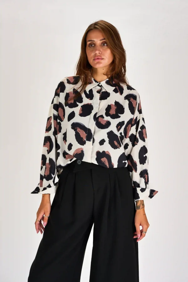 MODNA BLUZA IZ VISKOZNE MEŠANICE CREPE