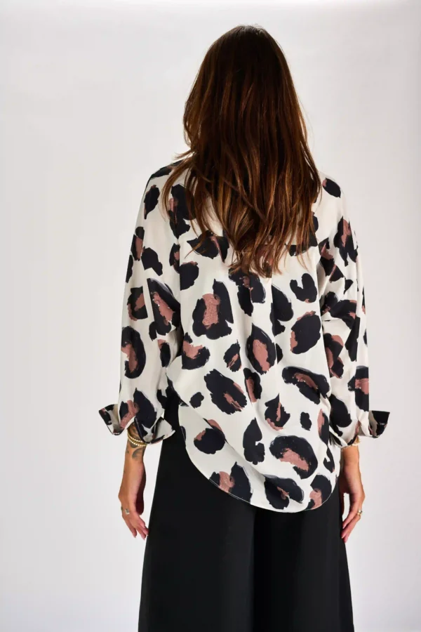 MODNA BLUZA IZ VISKOZNE MEŠANICE CREPE - slika 4