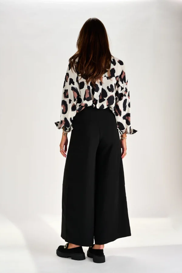 MODNA BLUZA IZ VISKOZNE MEŠANICE CREPE - slika 5
